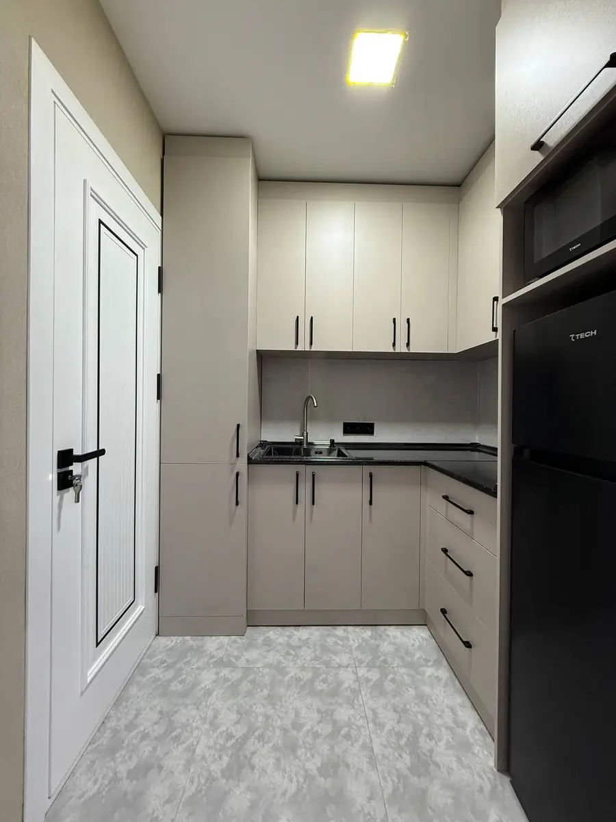 Ijaraga ofis − 77 m²