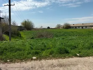 Участок − 999 сот.