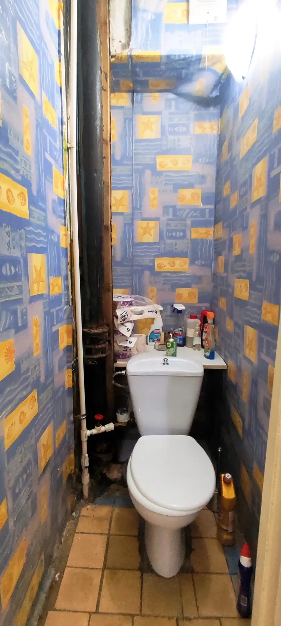 Продается 4-комнатная квартира − 131 м²