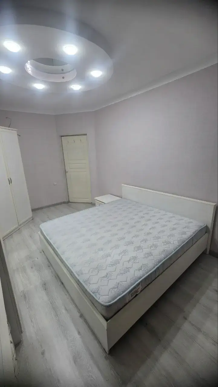 Сдается 3-комнатная квартира − 65 м²