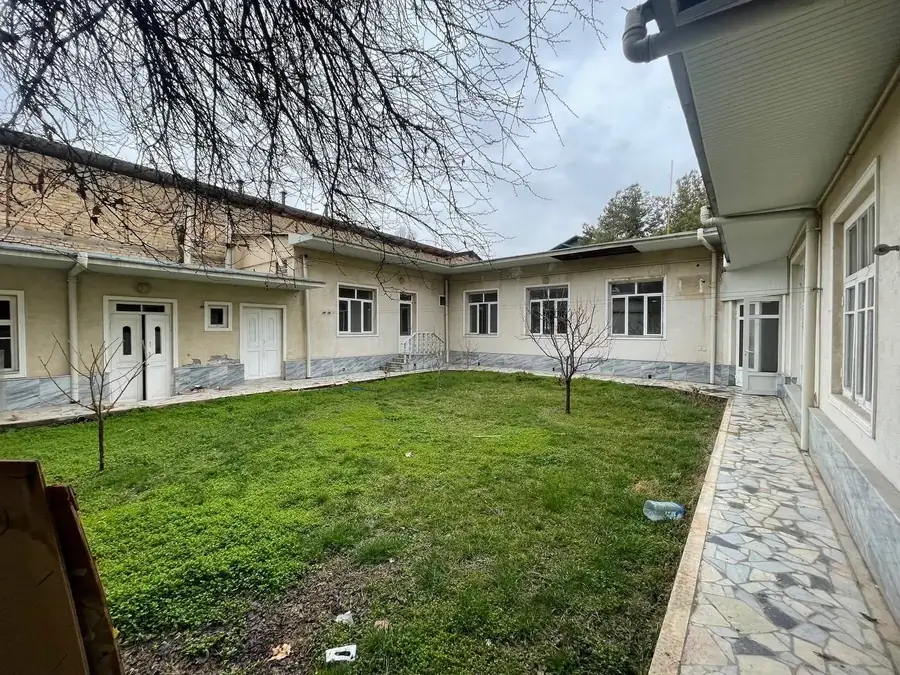 1 qavatli uy sotiladi − 300 m²