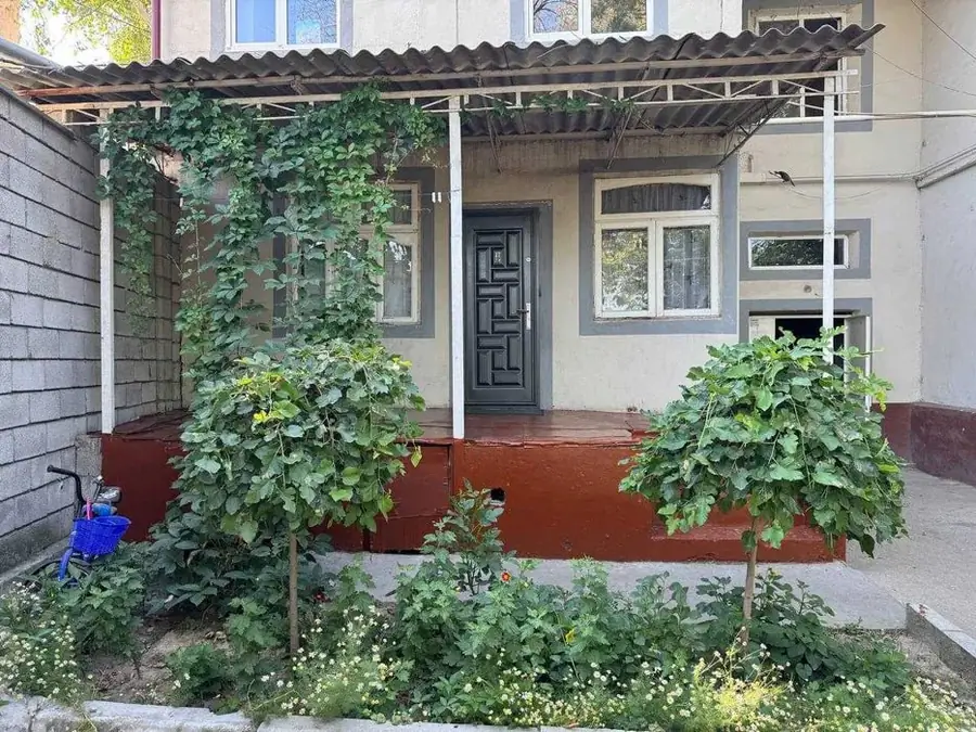 1 xonali kvartira sotiladi − 41 m²