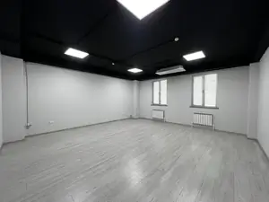 Ofis − 500 m², 9/10 qavat