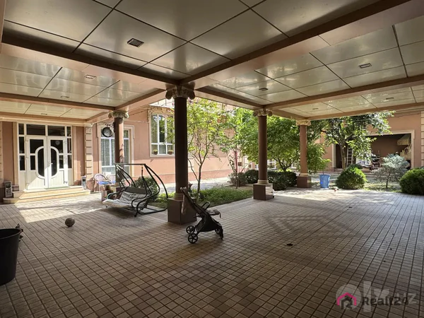 Ijaraga 4 qavatli uy − 400 m²