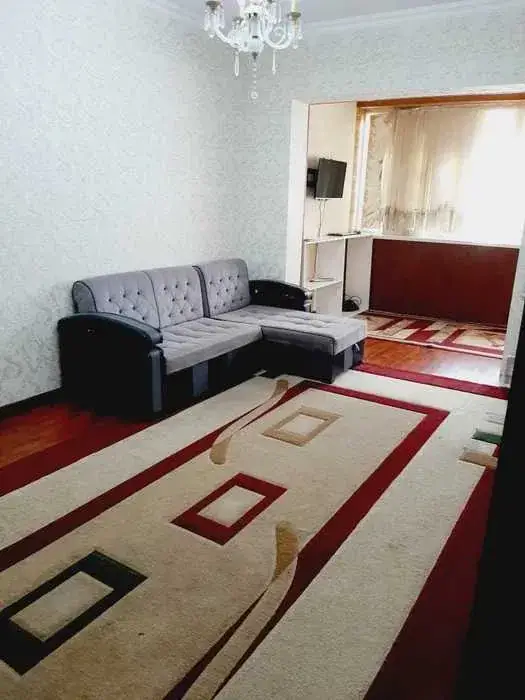 3-комнатная квартира − 75 м², 2/4 этаж