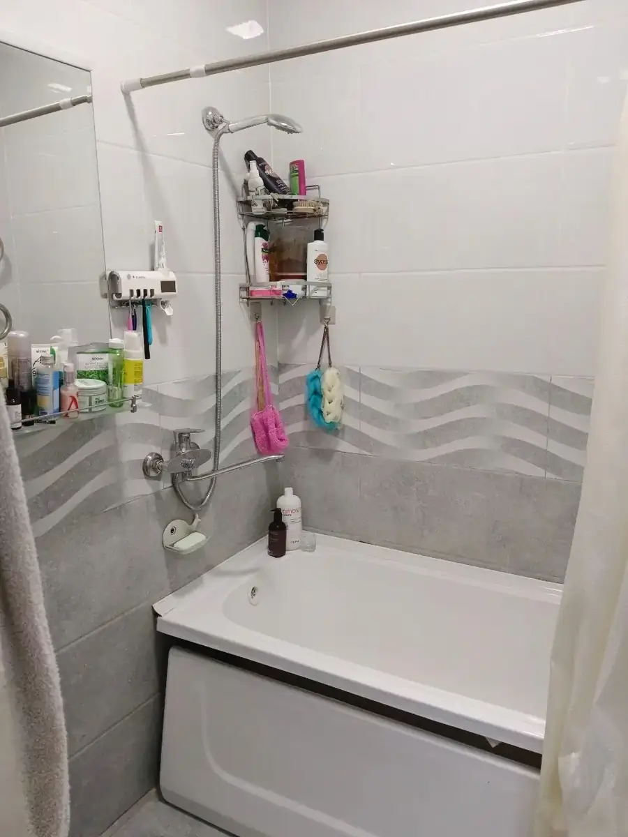 2 xonali kvartira sotiladi − 46 m²