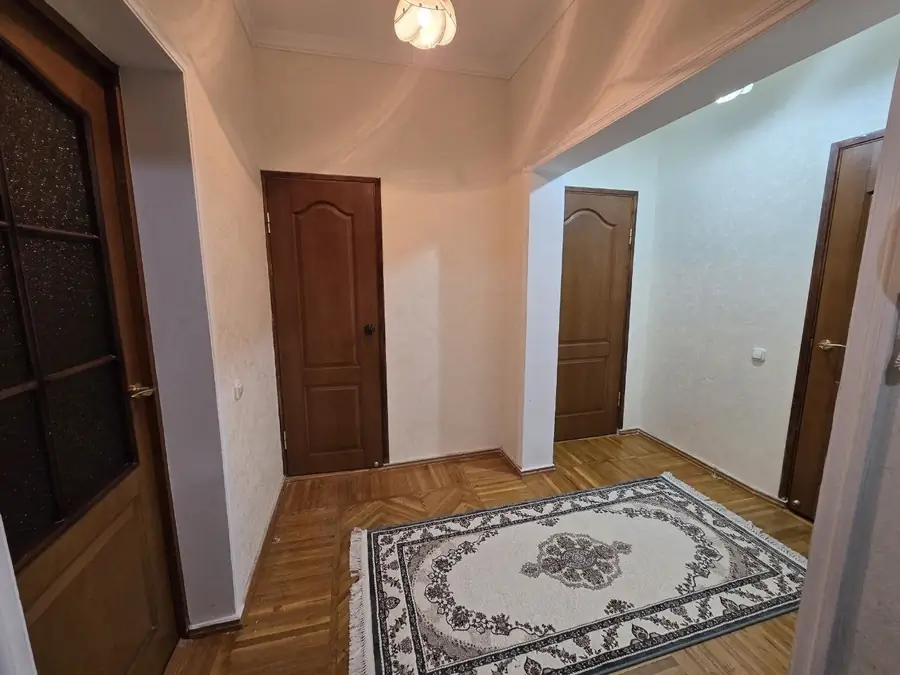 Ijaraga 3 xonali kvartira − 70 m²