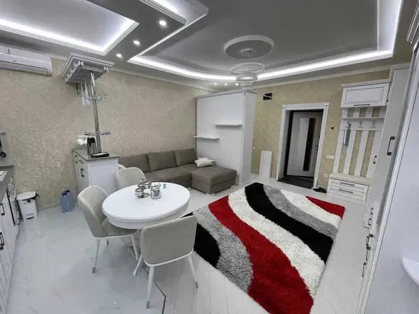 2-комнатная квартира − 60 м², 1/5 этаж
