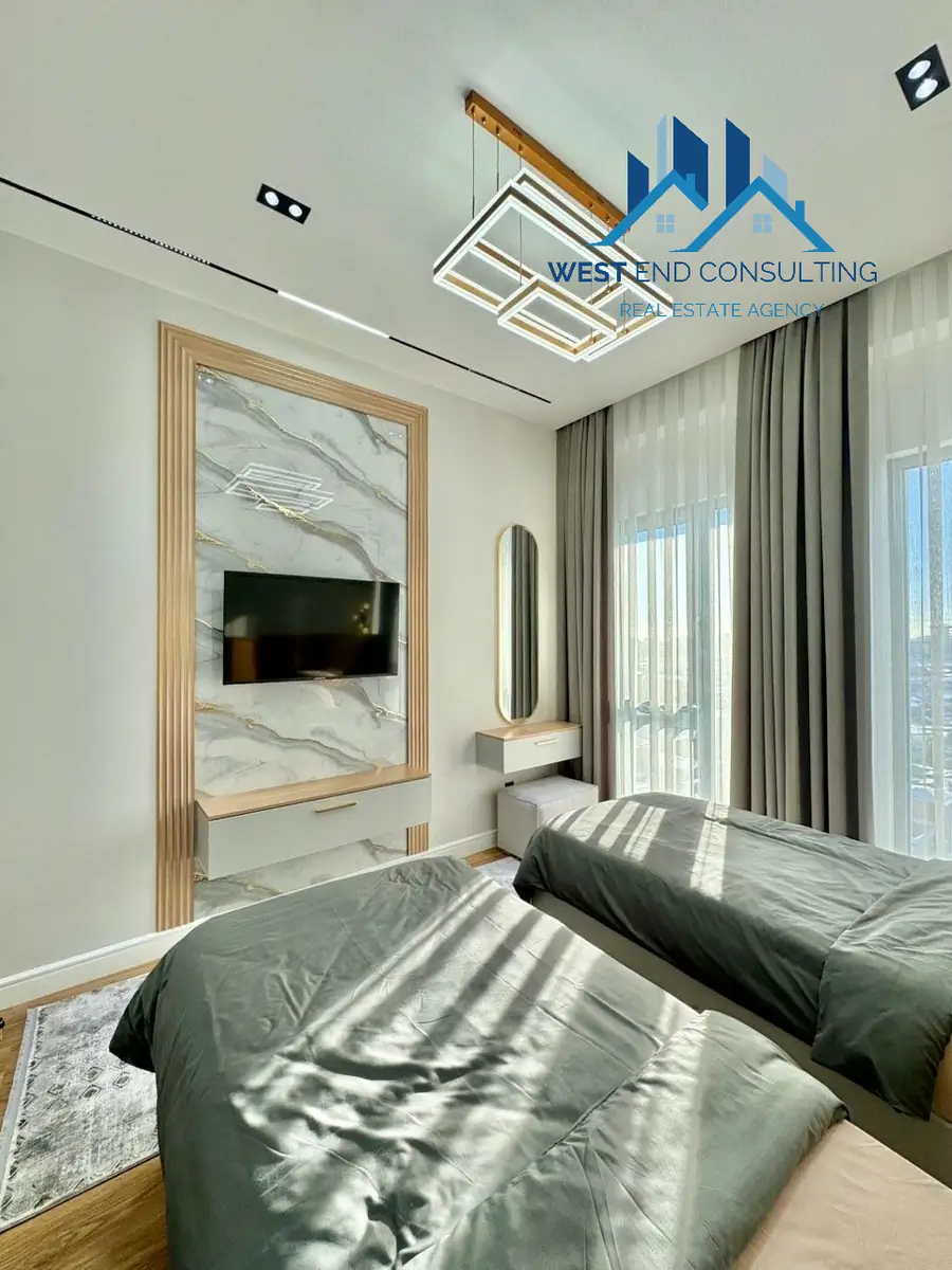 Ijaraga 4 xonali kvartira − 230 m²
