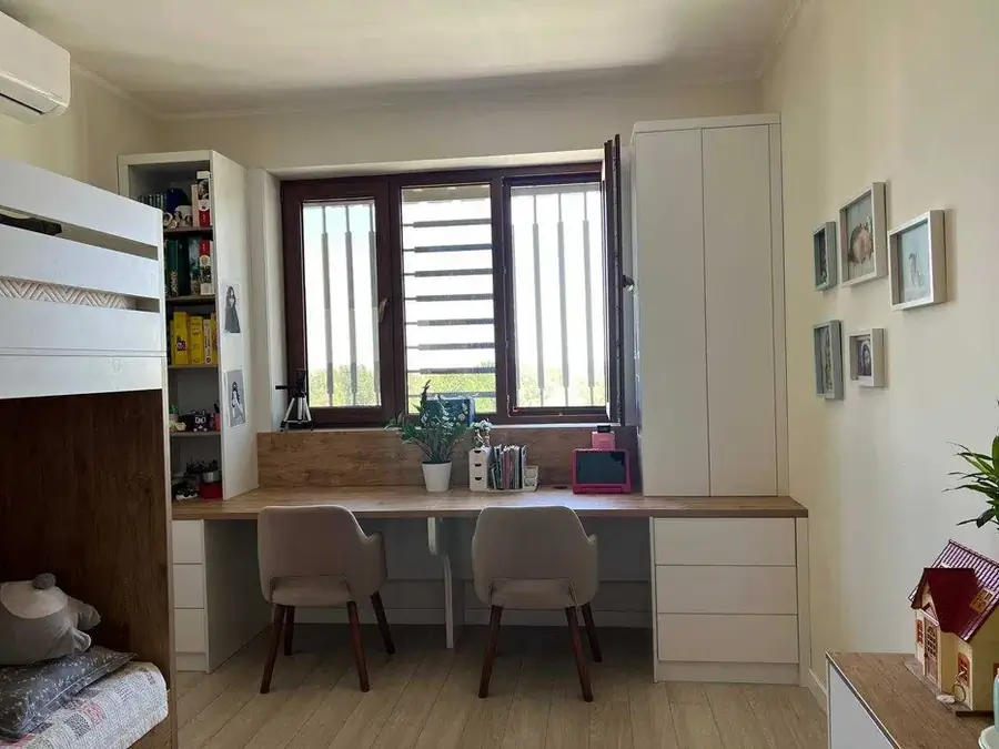 3 xonali kvartira sotiladi − 119 m²
