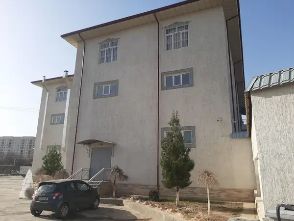 Ishlab chiqarish − 1800 m², 2/3 qavat 