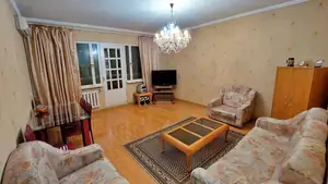 Сдается 3-комнатная квартира − 71 м²