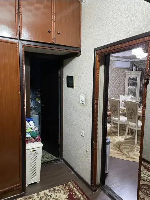 3 xonali kvartira sotiladi − 75 m²