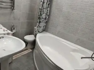 Ijaraga 3 xonali kvartira − 78 m²
