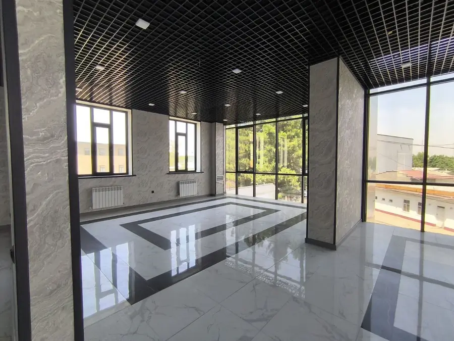 Ijaraga ofis − 1080 m²
