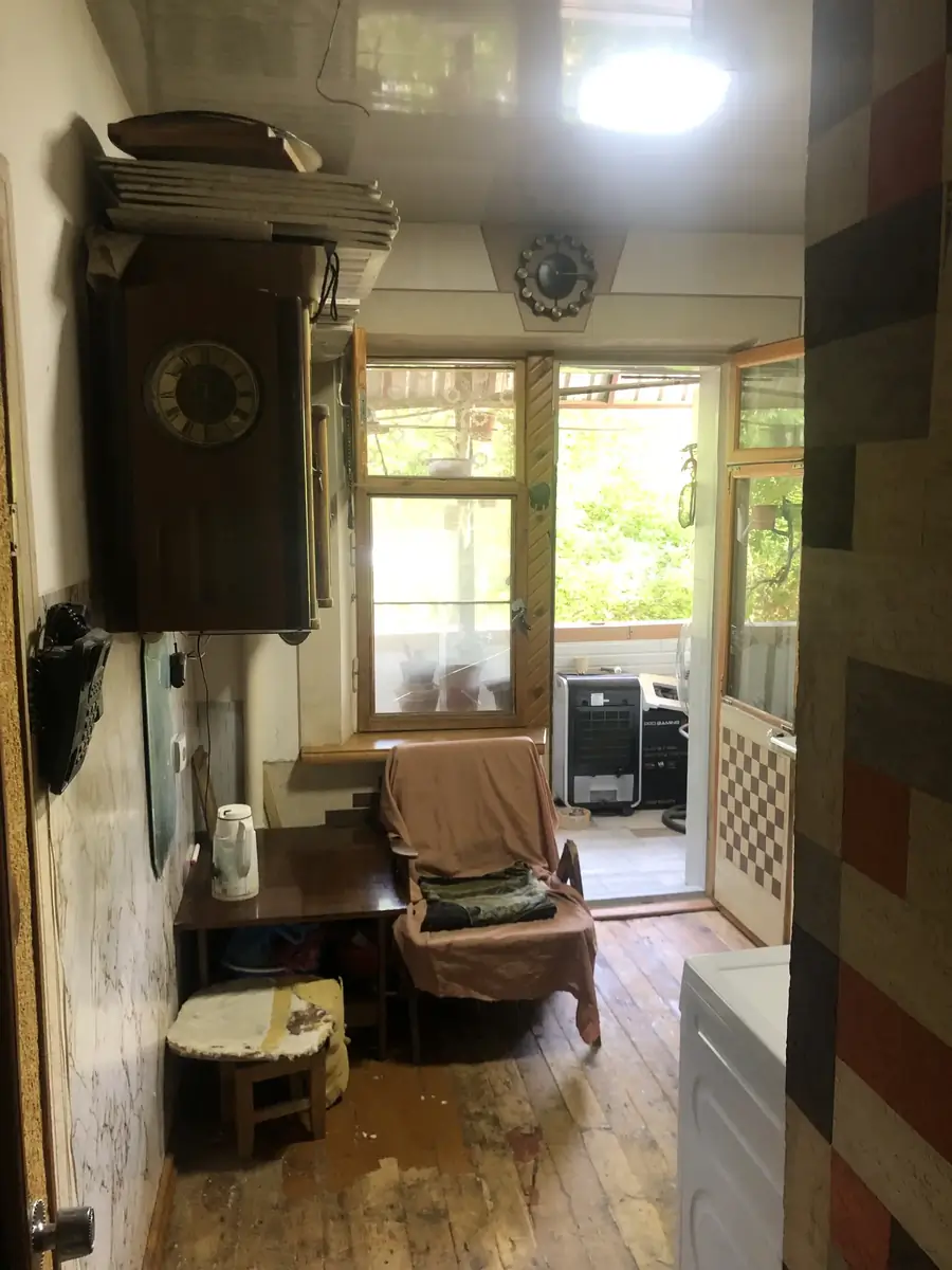 2 xonali kvartira sotiladi − 37 m²