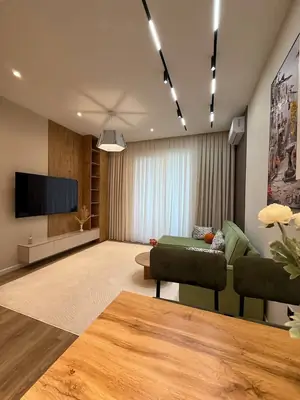 2 xonali kvartira sotiladi − 47 m²