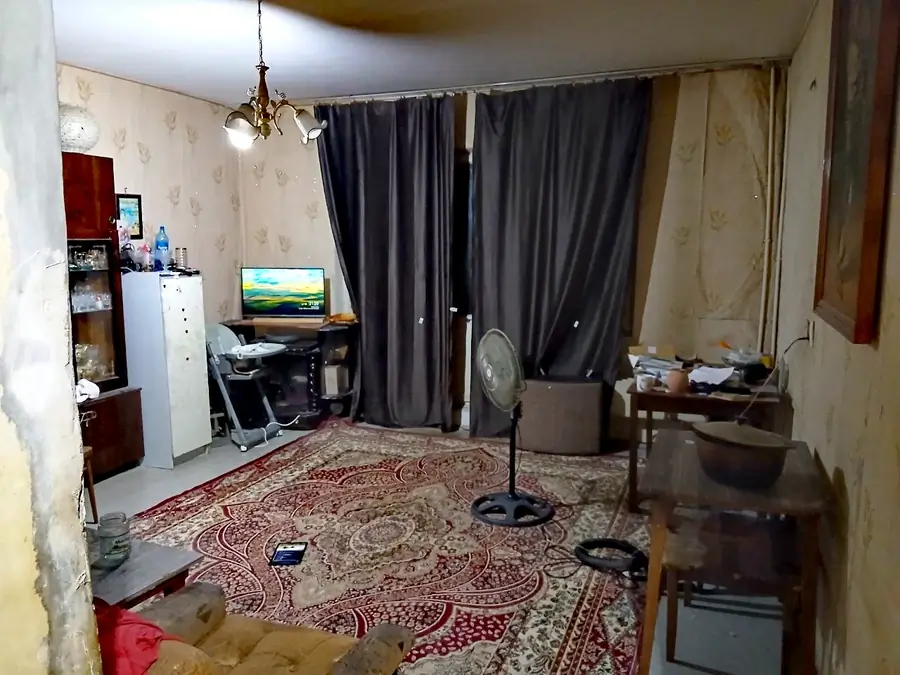 3 xonali kvartira sotiladi − 72 m²