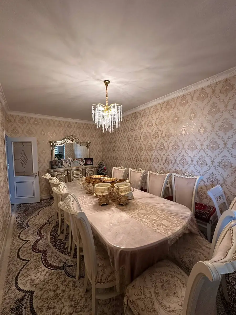 3 xonali kvartira sotiladi − 86 m²