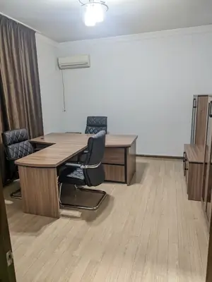 Ijaraga ofis − 400 m²