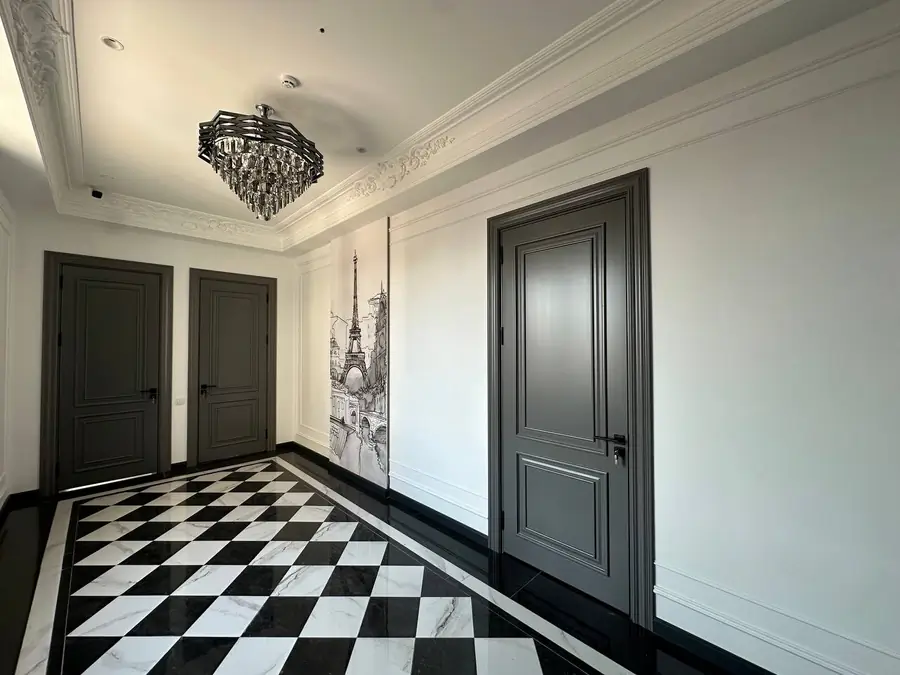 Ofis sotiladi − 1000 m²