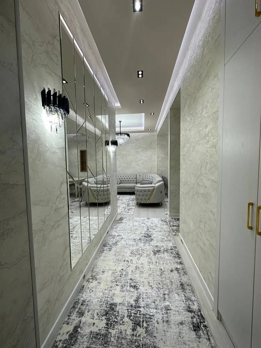 Сдается 2-комнатная квартира − 60 м²