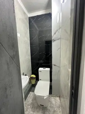 3 xonali kvartira sotiladi − 75 m²