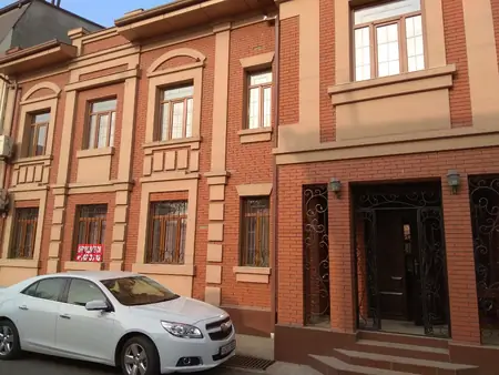 Ofis − 993 m², 1/2 qavat