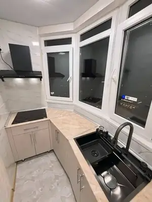 Сдается 3-комнатная квартира − 90 м²