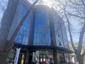 Ijaraga ofis − 300 m²