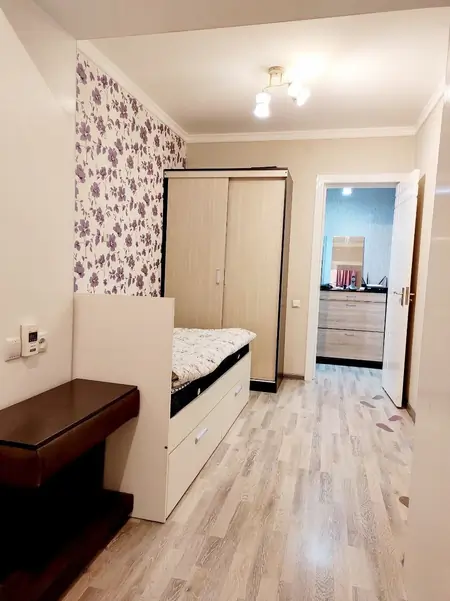 2-комнатная квартира − 50 м², 1/4 этаж