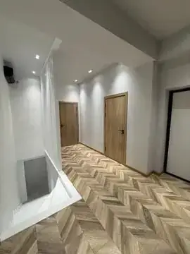Ijaraga 4 xonali kvartira − 100 m²