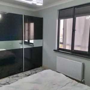 Сдается 2-комнатная квартира − 65 м²