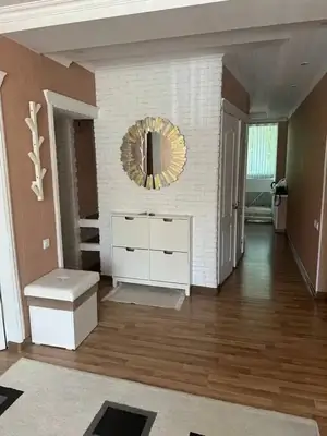 Сдается 3-комнатная квартира − 85 м²