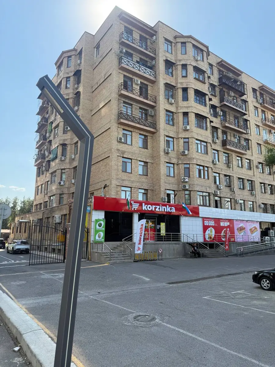 3 xonali kvartira sotiladi − 116 m²