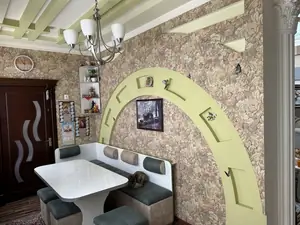 2-этажный дом − 172 м², 3.4 сот.