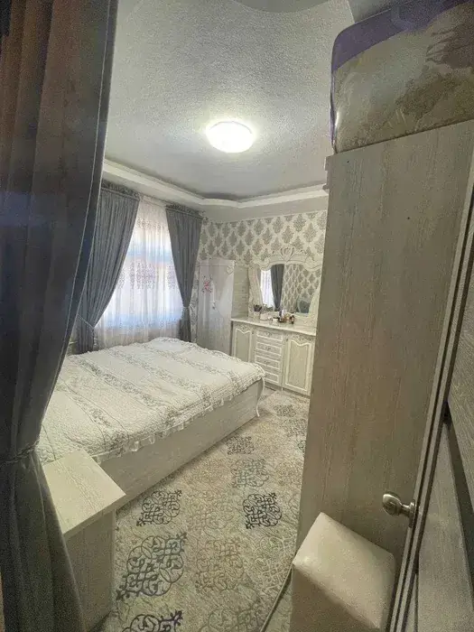 Продается 3-комнатная квартира − 71.9 м²