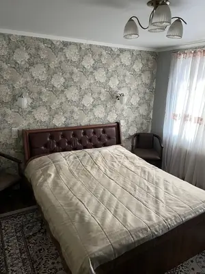 2 xonali kvartira sotiladi − 56 m²