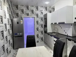 Ijaraga 4 xonali kvartira − 130 m²