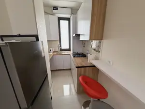 Сдается 2-комнатная квартира − 42 м²
