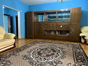 Сдается 3-комнатная квартира − 91 м²