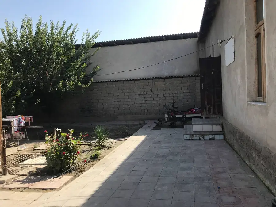 1 qavatli uy sotiladi − 600 m²