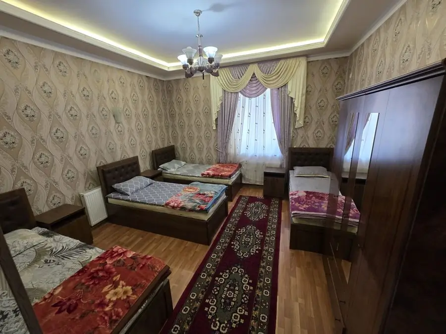 Sutkabay 2 qavatli uy − 500 m²