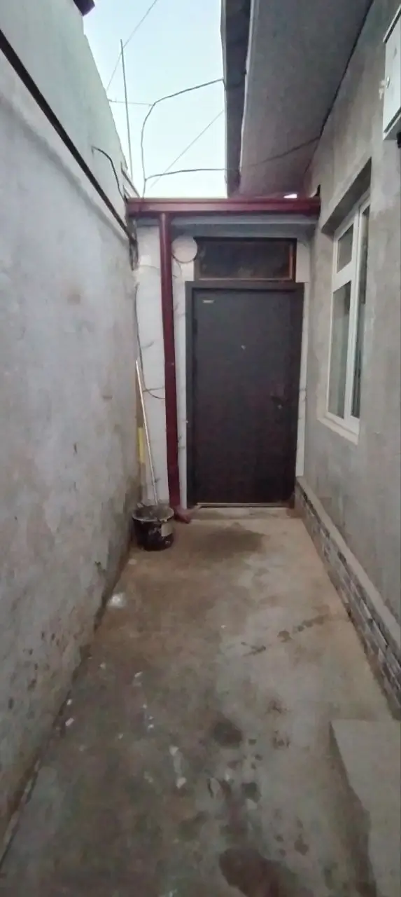 Продается 2-комнатная квартира − 39 м²