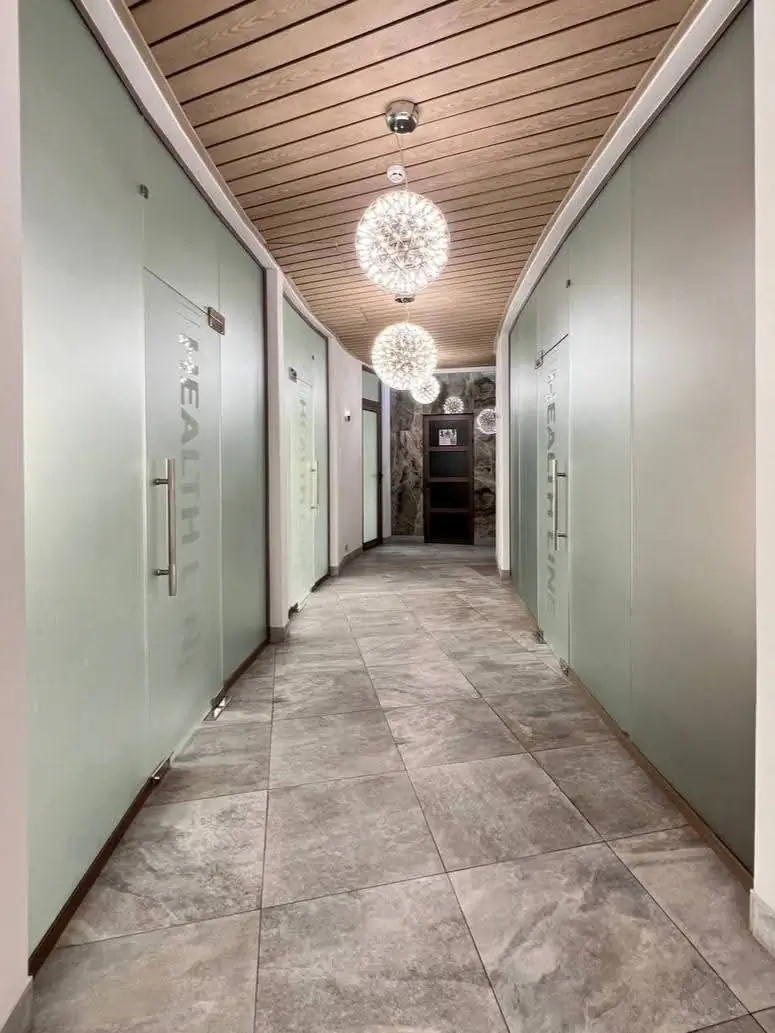 Ijaraga ofis − 330 m²