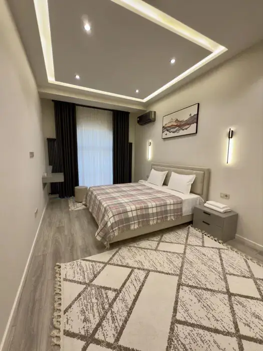 Продается 2-комнатная квартира − 83 м²