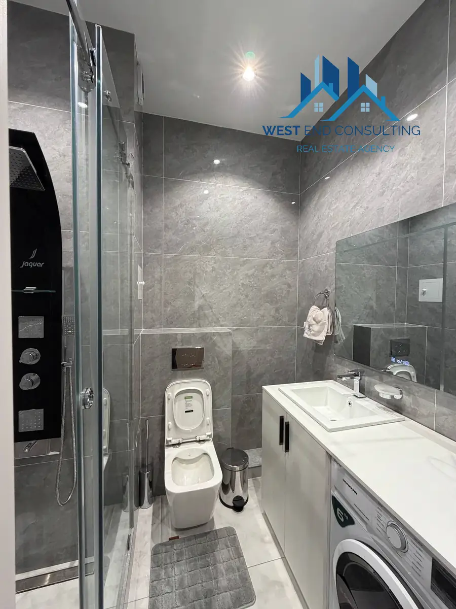 Сдается 2-комнатная квартира − 30 м²