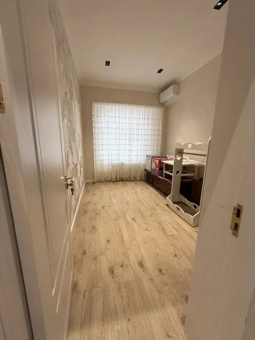 Ijaraga 4 xonali kvartira − 59 m²