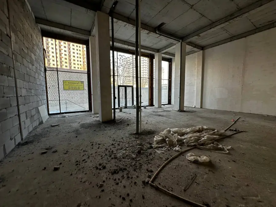 Ofis sotiladi − 253 m²