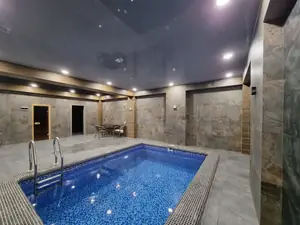 Ijaraga 2 qavatli uy − 350 m²